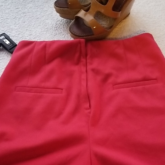 Shorts - Picture 2 of 5